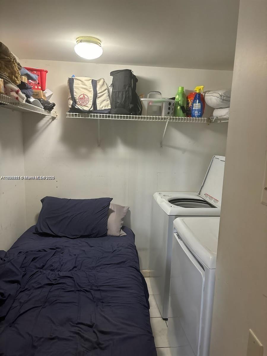 PALM CLUB VILLAGE I CONDO - Residential