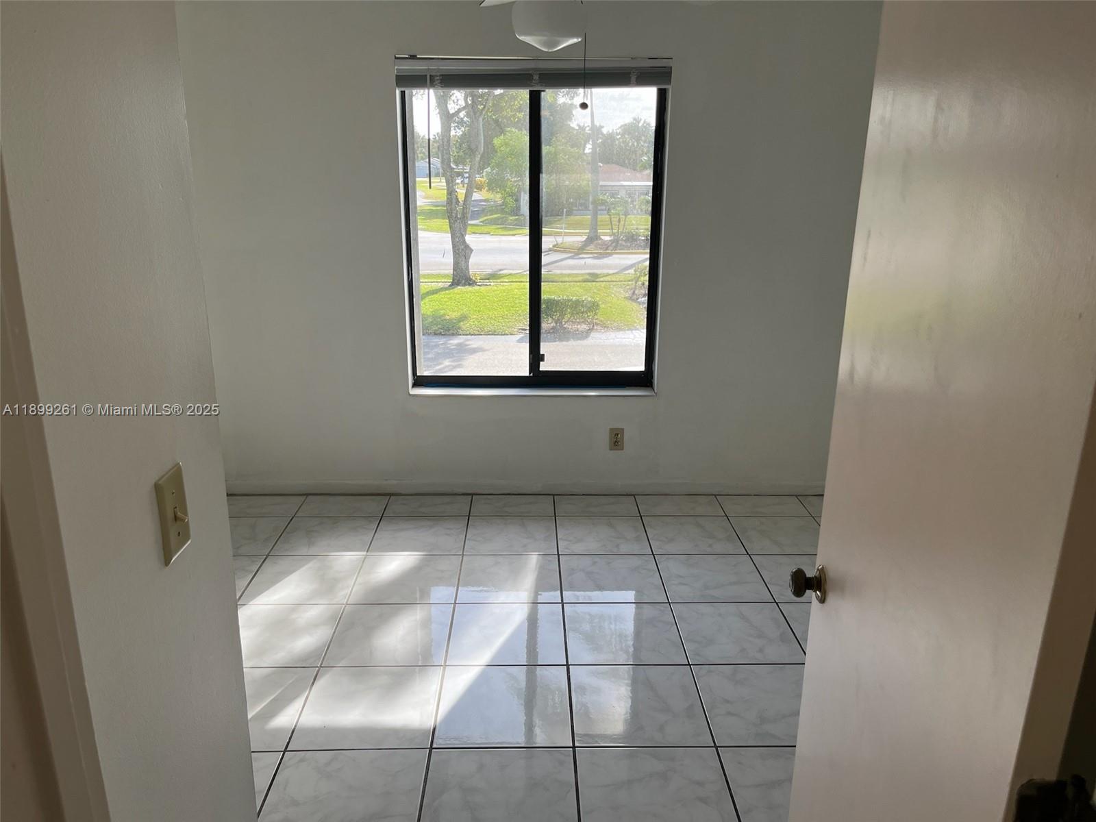 PALM CLUB VILLAGE I CONDO - Residential