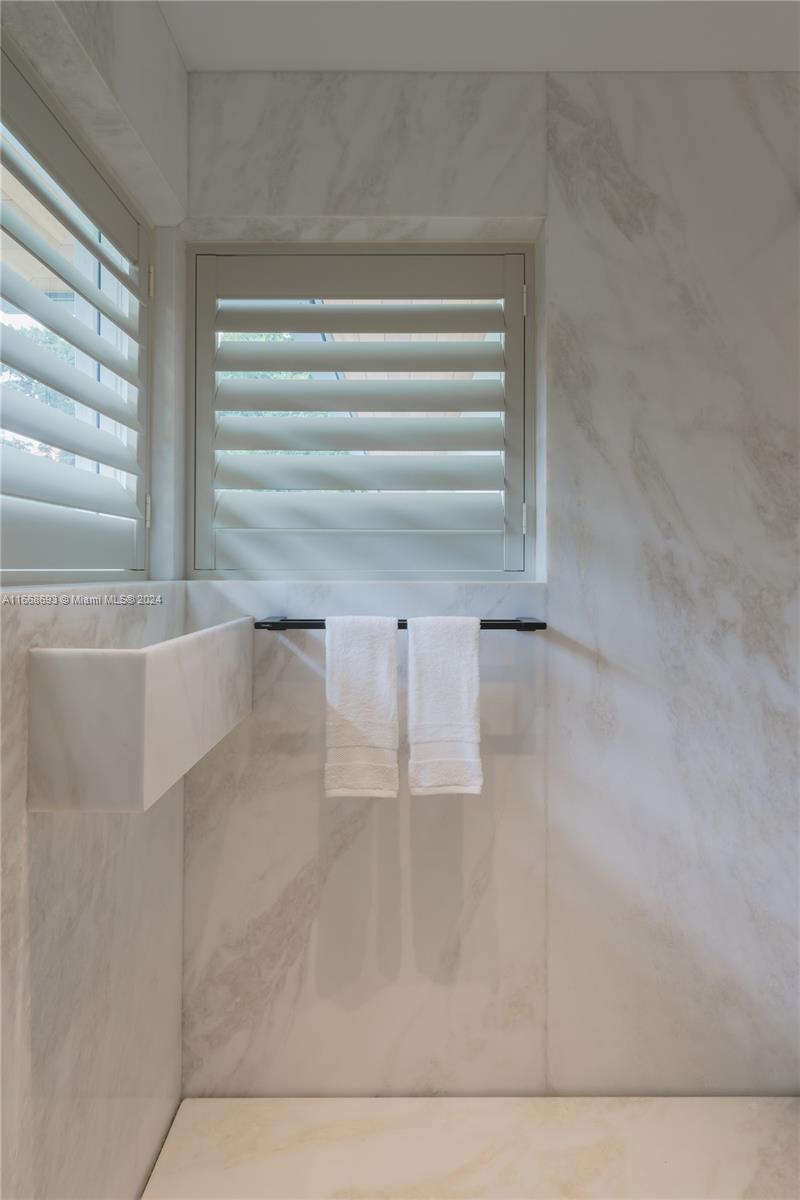 BRICKELLS FLAGLER - Residential