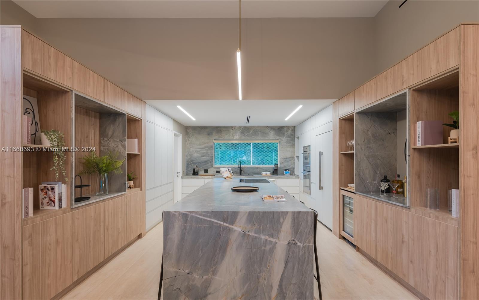 BRICKELLS FLAGLER - Residential