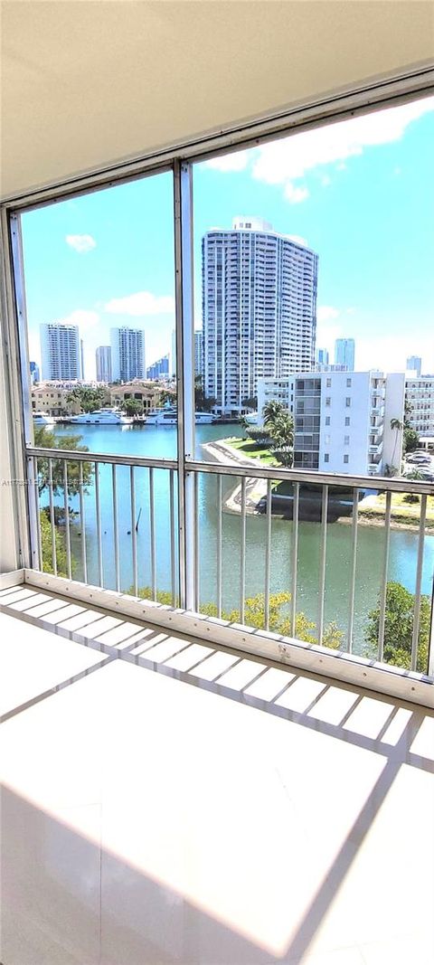 2930 Point East Dr E611 Aventura FL 33160
