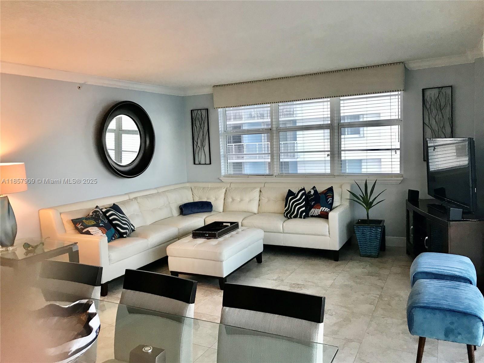 6917 Collins Ave 1002