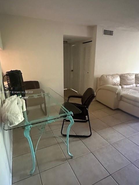 PRESIDENTIAL GOLFVIEW CON - Residential