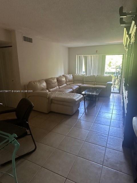 PRESIDENTIAL GOLFVIEW CON - Residential