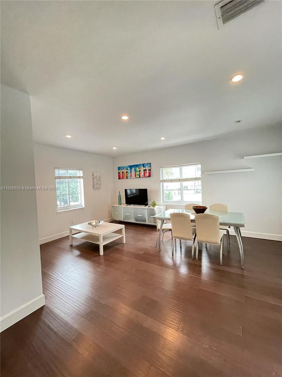 BAY VIEW SUB - Residential Lease