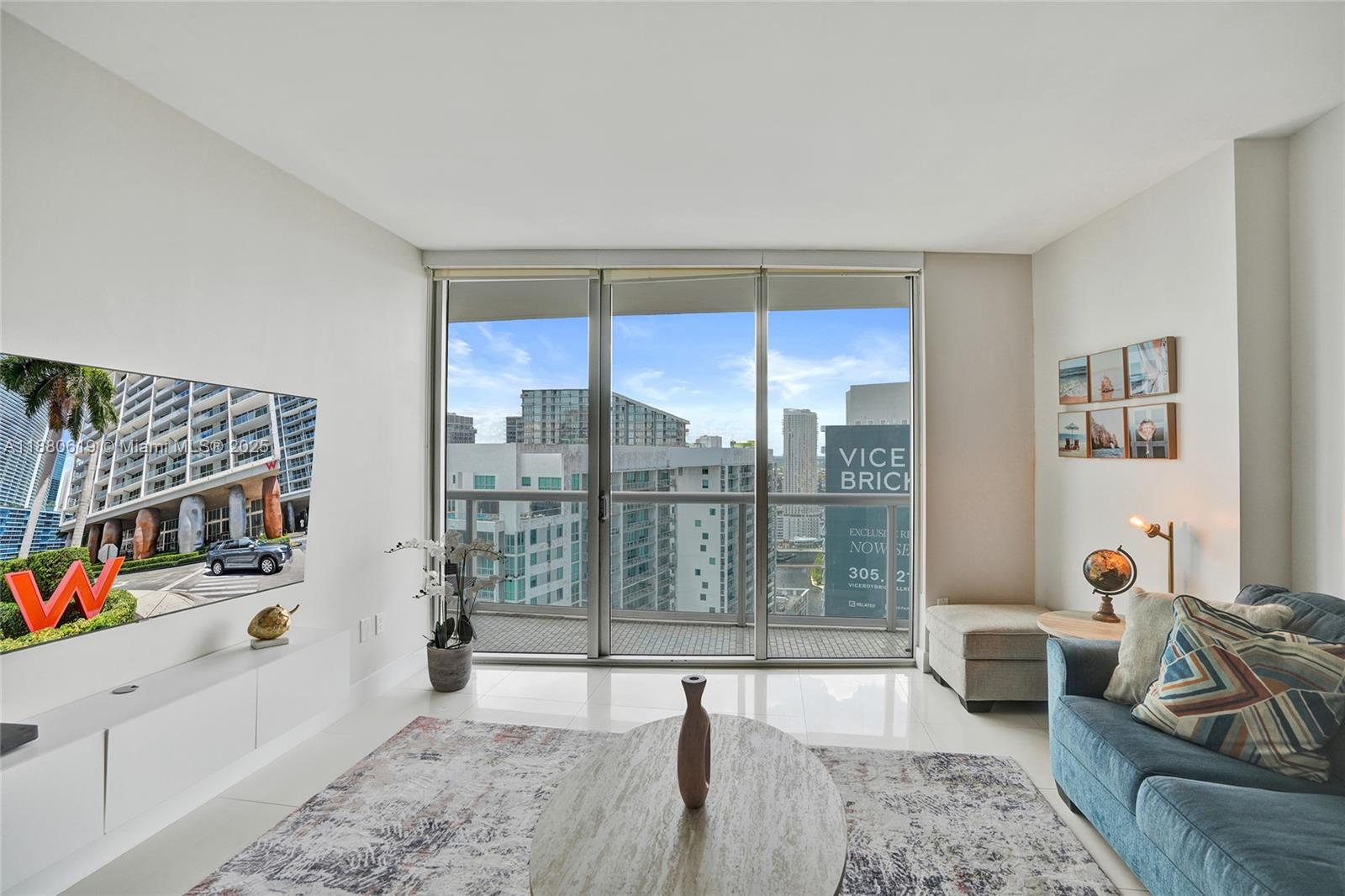 ICON BRICKELL CONDO NO 3 - Residential