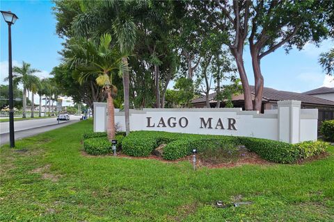 15823 SW 79th St Miami FL 33193