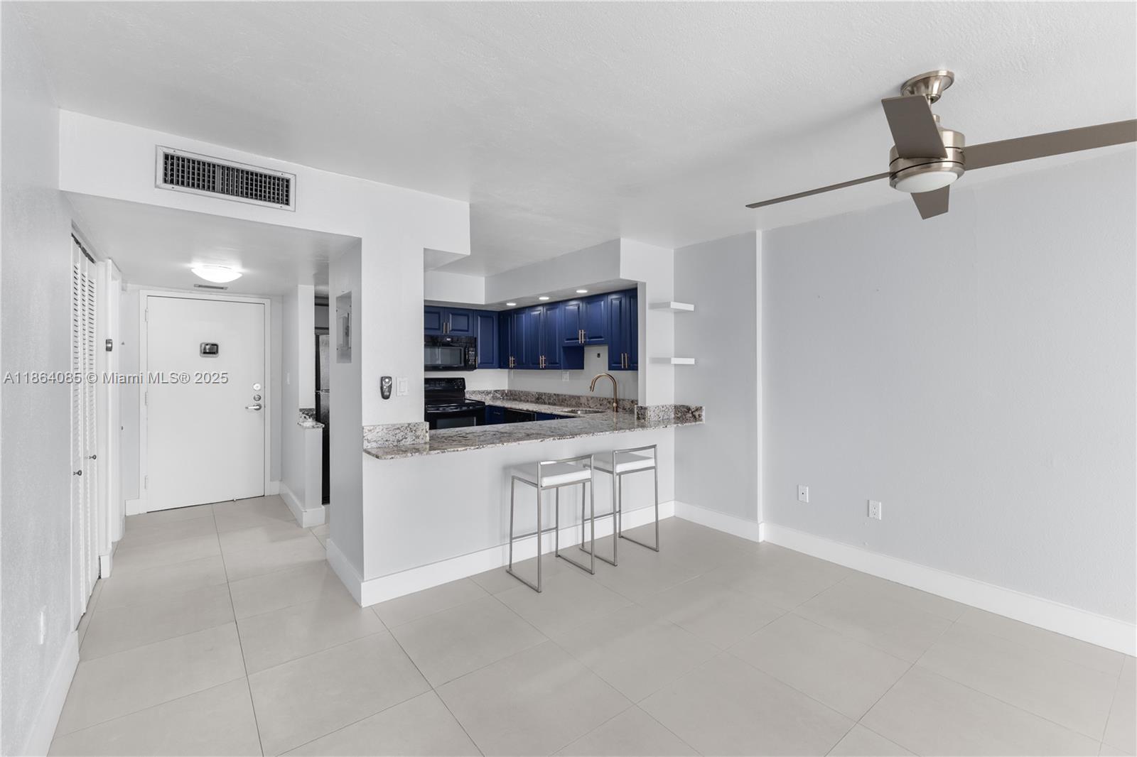 STANTON HOUSE CONDO - Residential