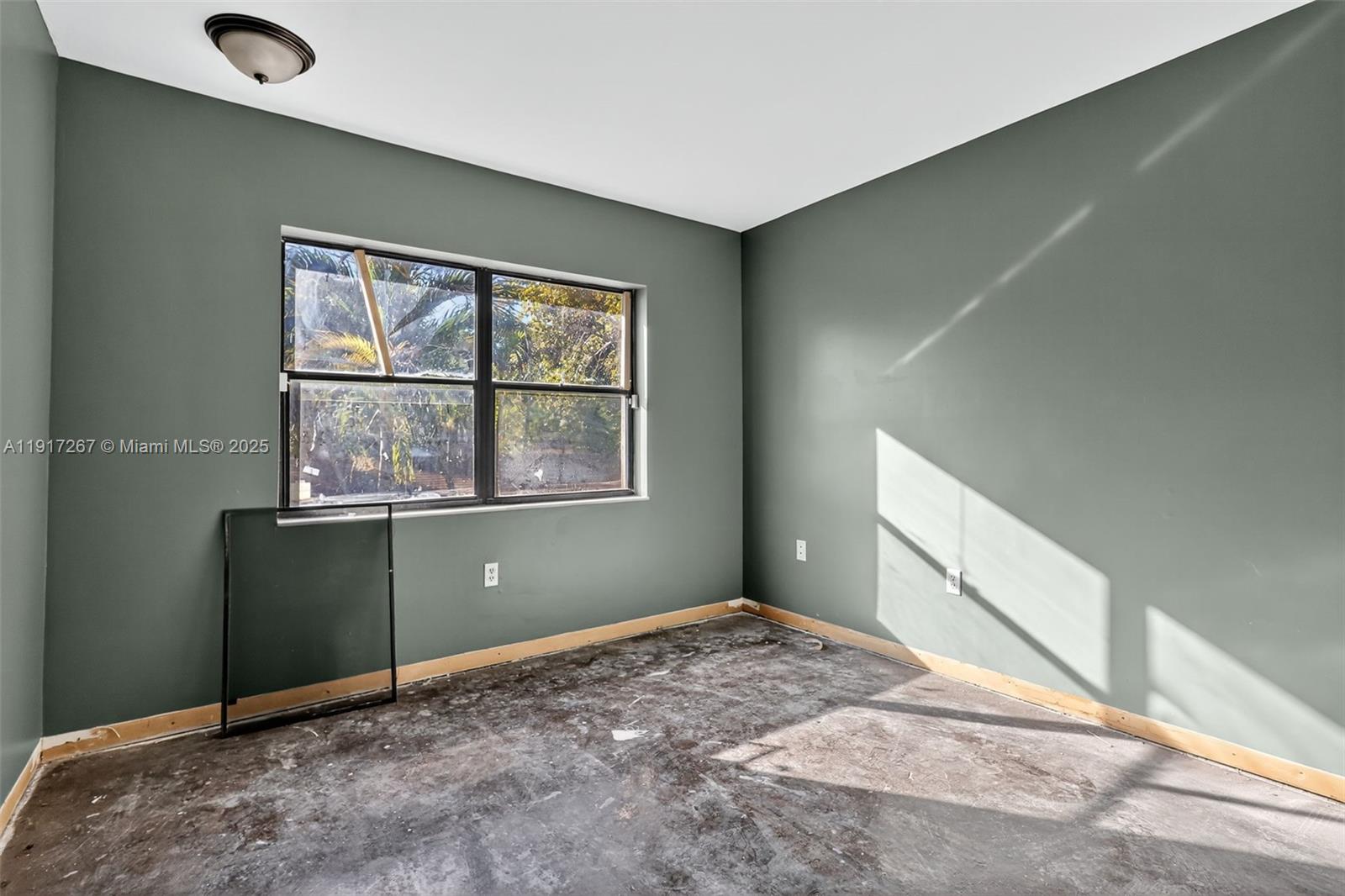 SABAL CHASE - Residential