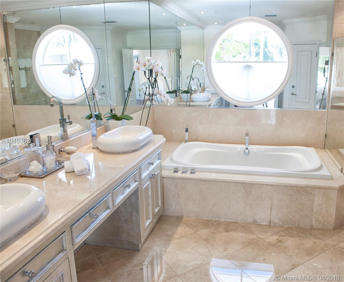 LA GORCE ISLAND-SUB OF - Residential