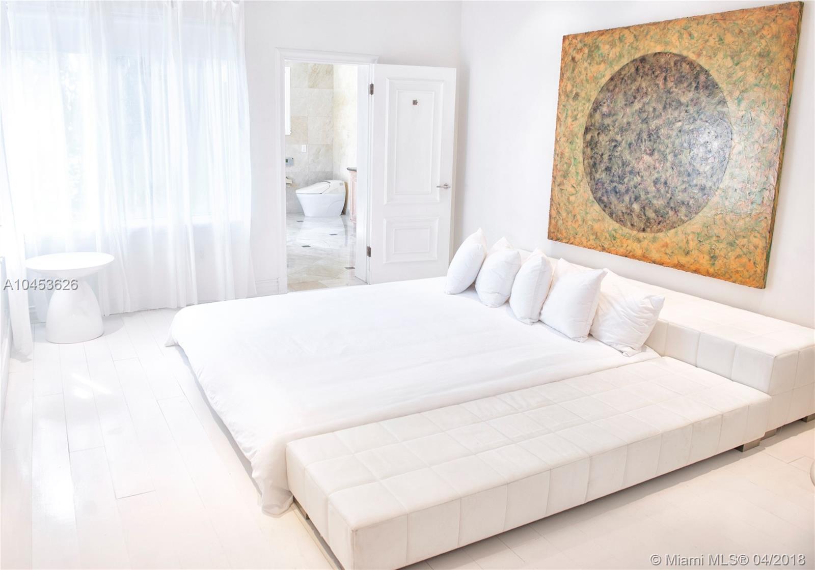 LA GORCE ISLAND-SUB OF - Residential