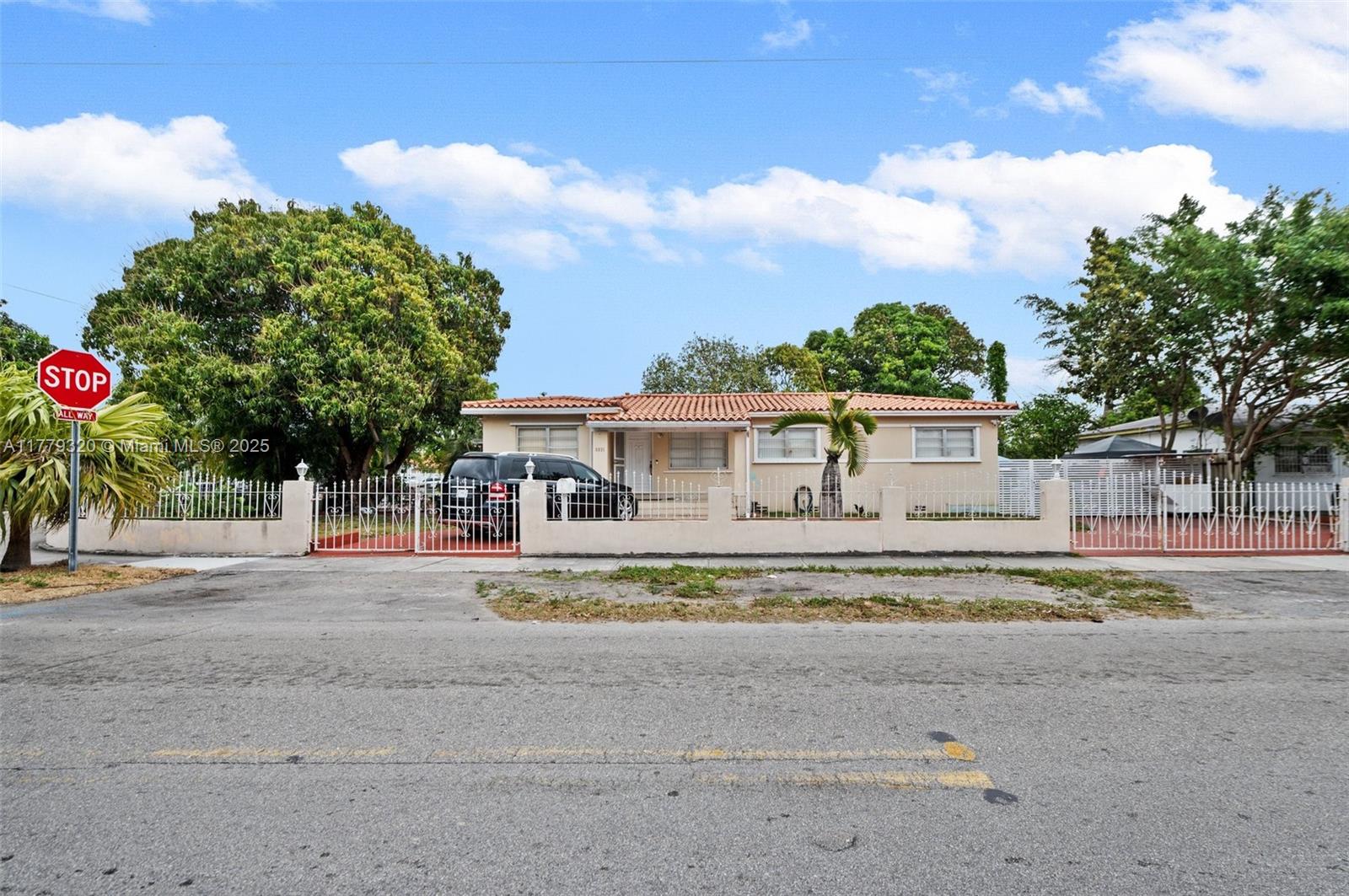 5031 Nw 4th St, Miami, Broward County, Florida - 3 Bedrooms  
2 Bathrooms - 