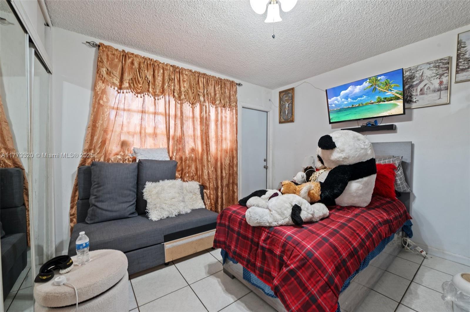 FLAGLER GROVE MANOR - Residential