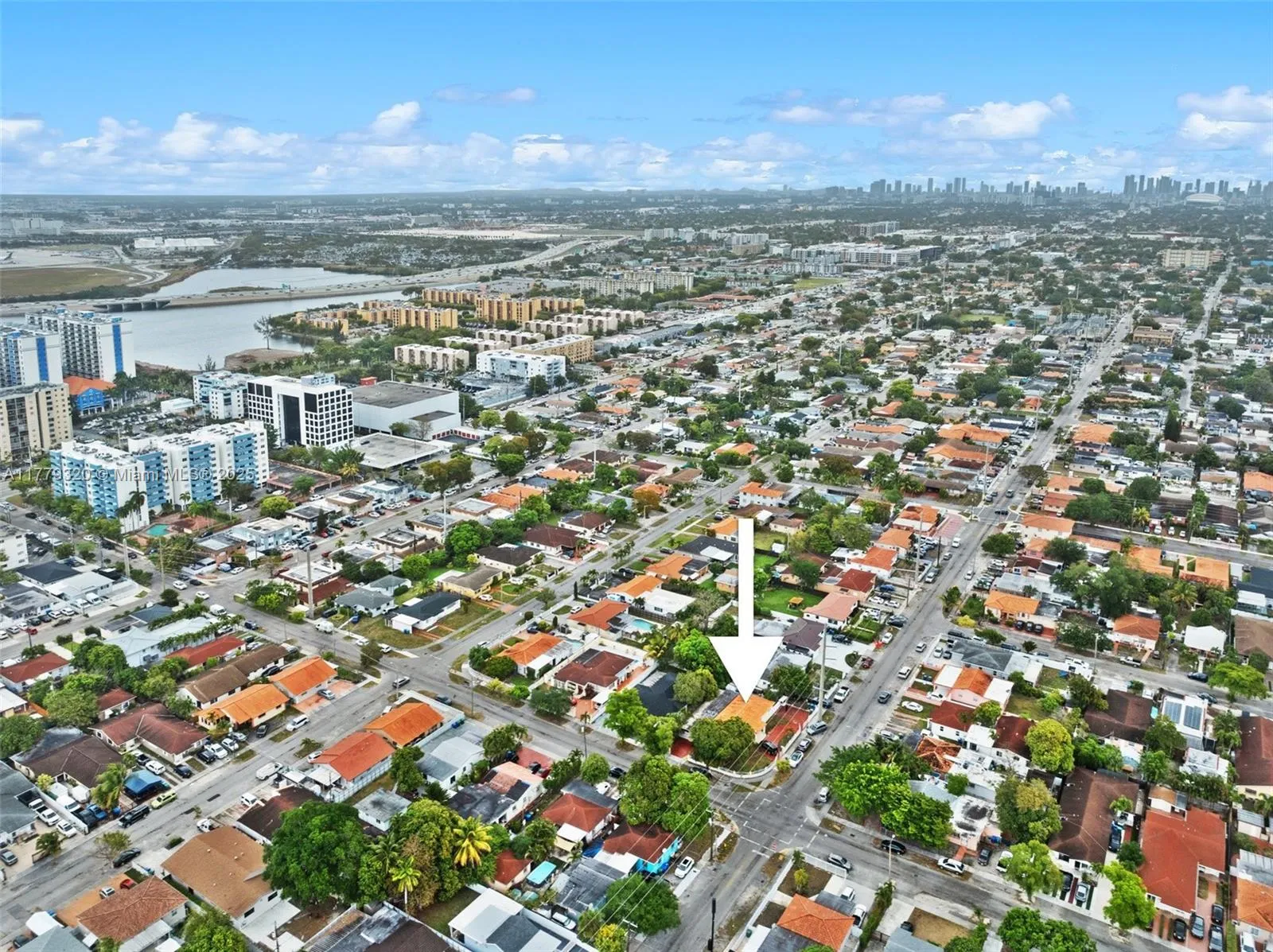 Miami, Florida 33126, United States, 3 Bedrooms Bedrooms, ,2 BathroomsBathrooms,Residential,Active,103736