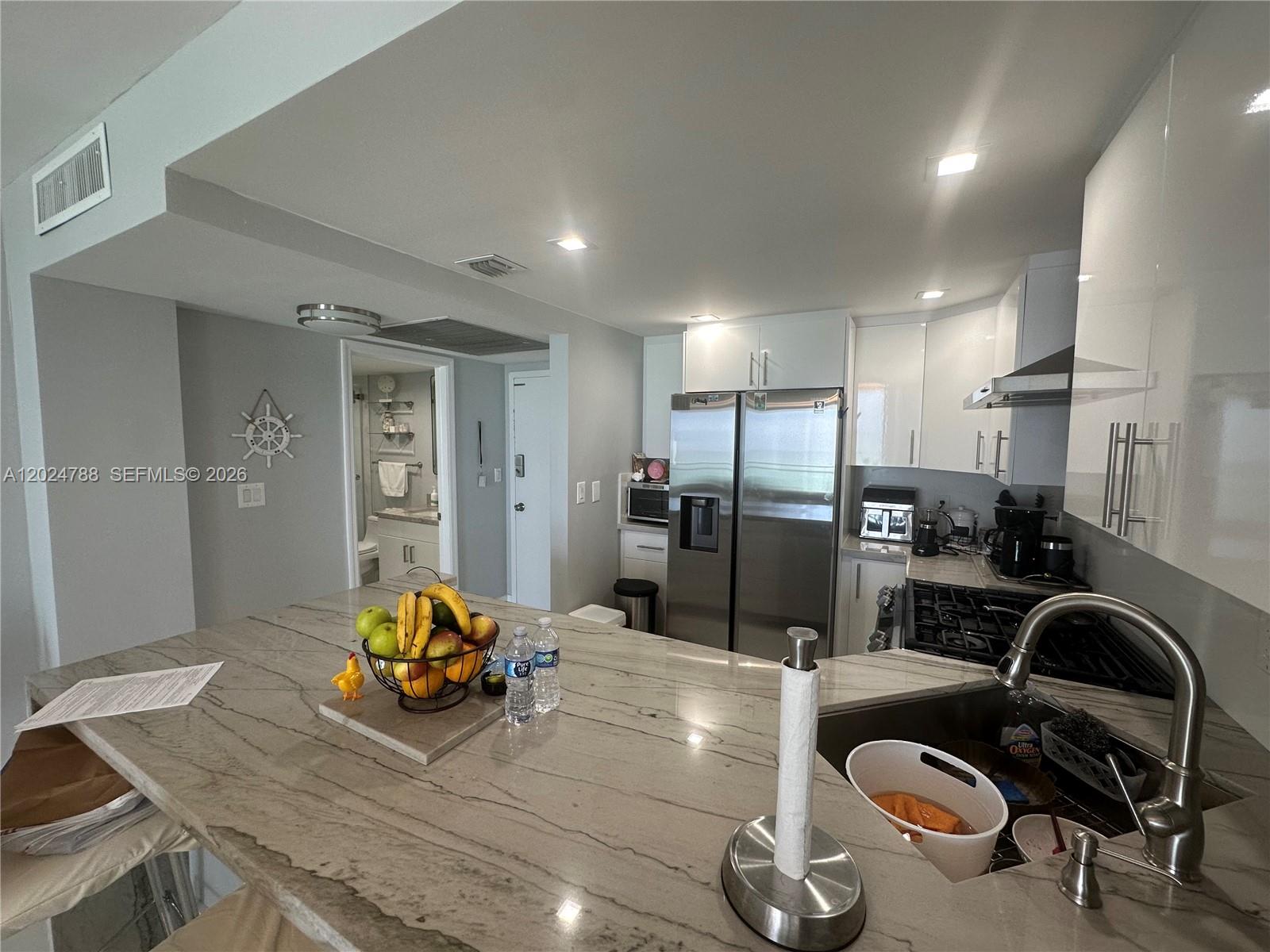 2030 S Ocean Dr 916