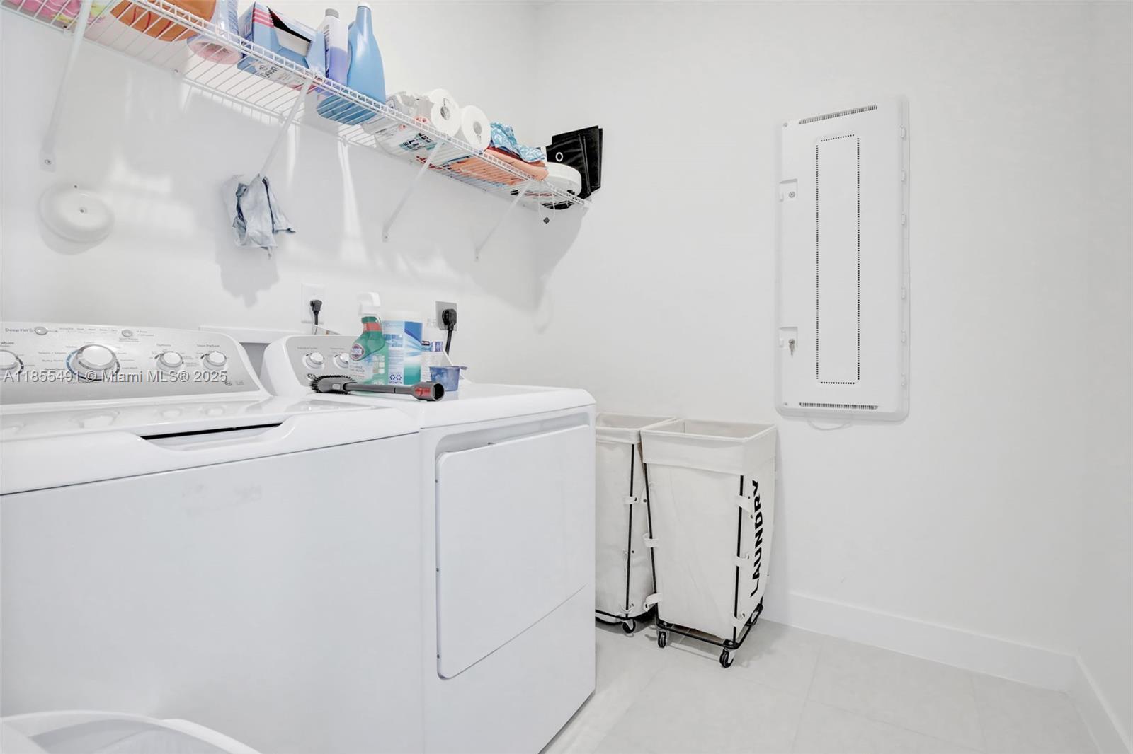 TUSCAN ISLES - Residential