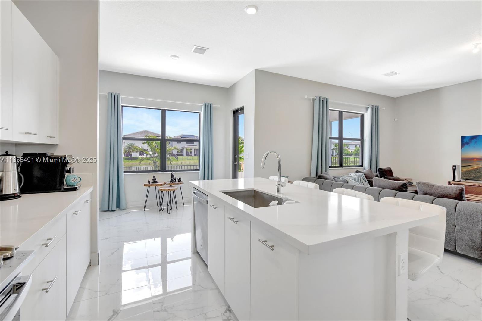 TUSCAN ISLES - Residential