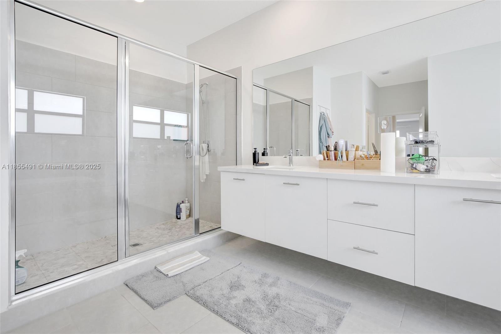 TUSCAN ISLES - Residential