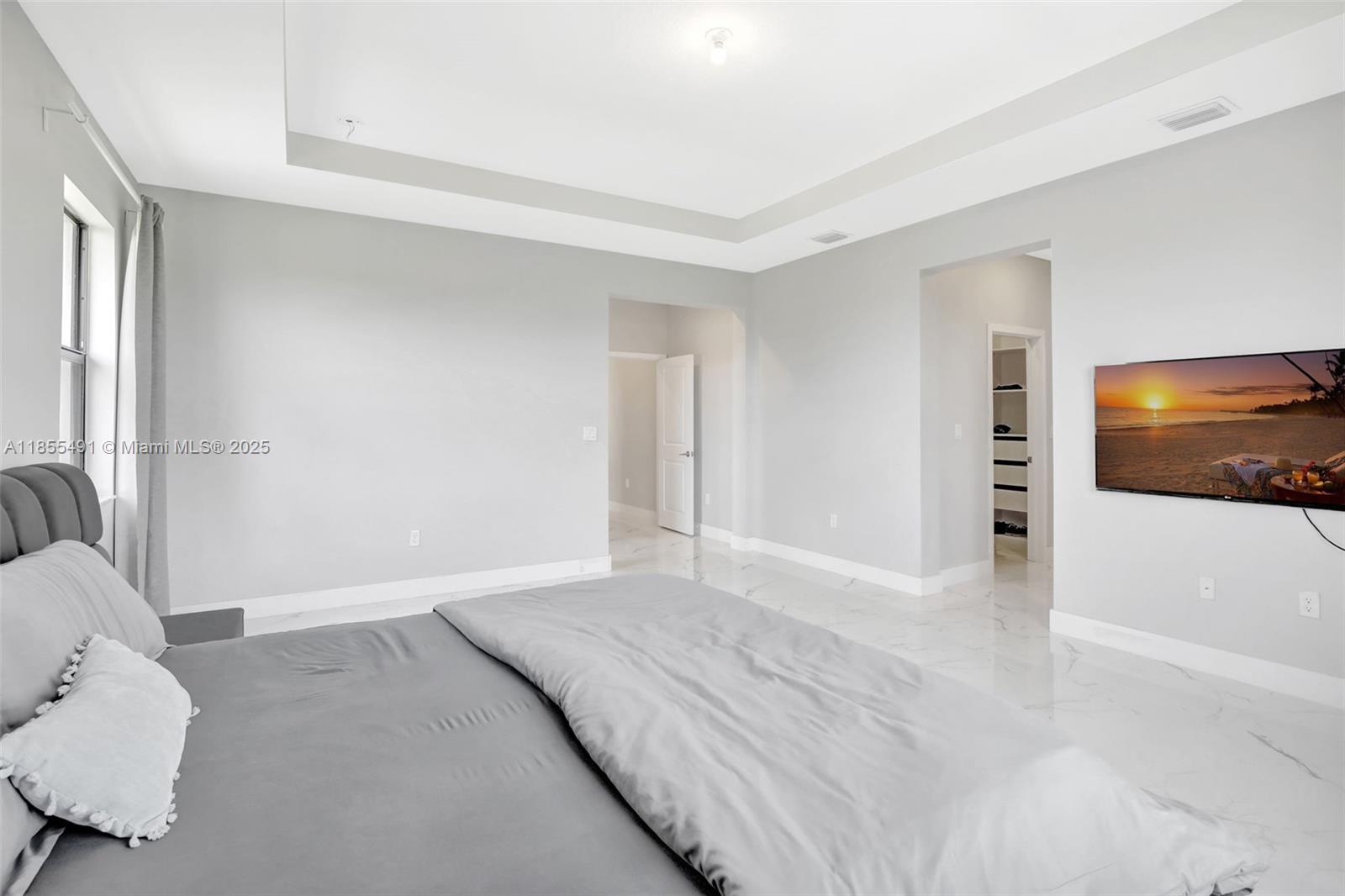 TUSCAN ISLES - Residential