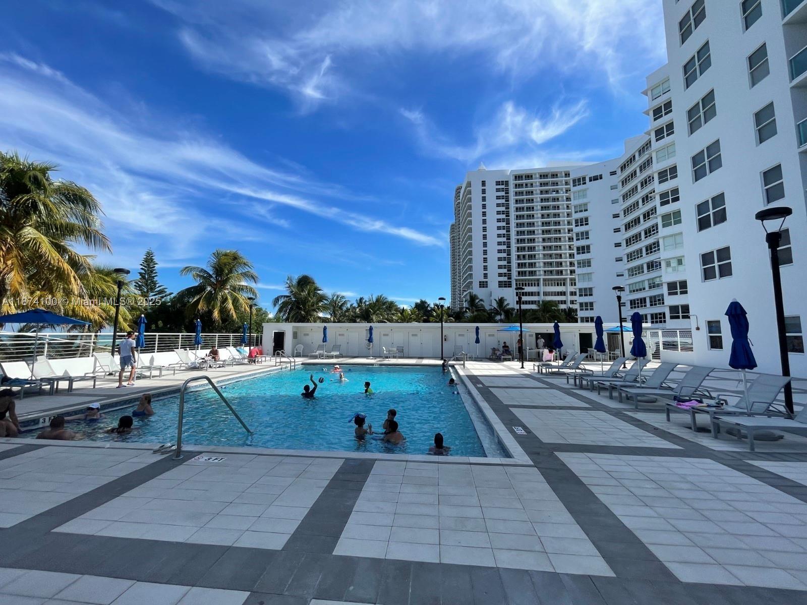 THE CARRIAGE CLUB SOUTH C - Residential Lease