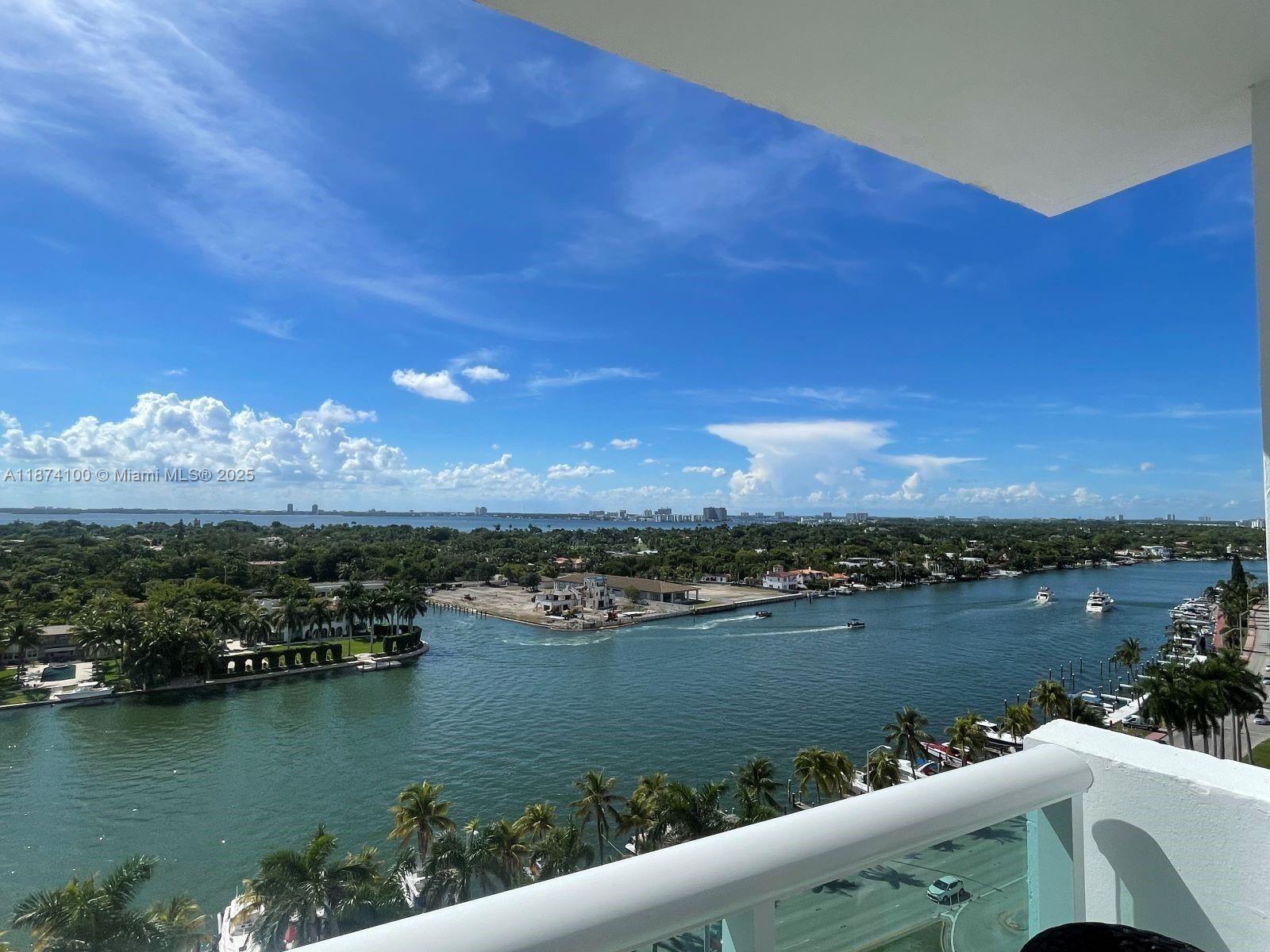 THE CARRIAGE CLUB SOUTH C - Residential Lease