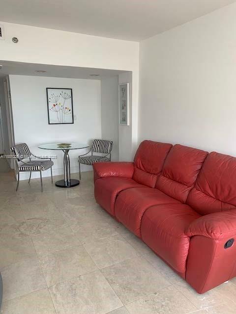 THE DECOPLAGE CONDO - Residential Lease