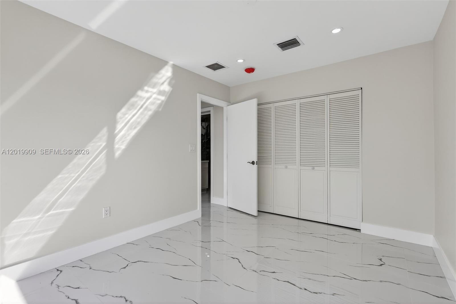 EDISON HEIGHTS SEC D - Residential