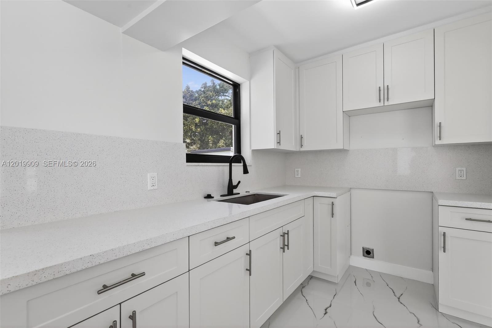 EDISON HEIGHTS SEC D - Residential