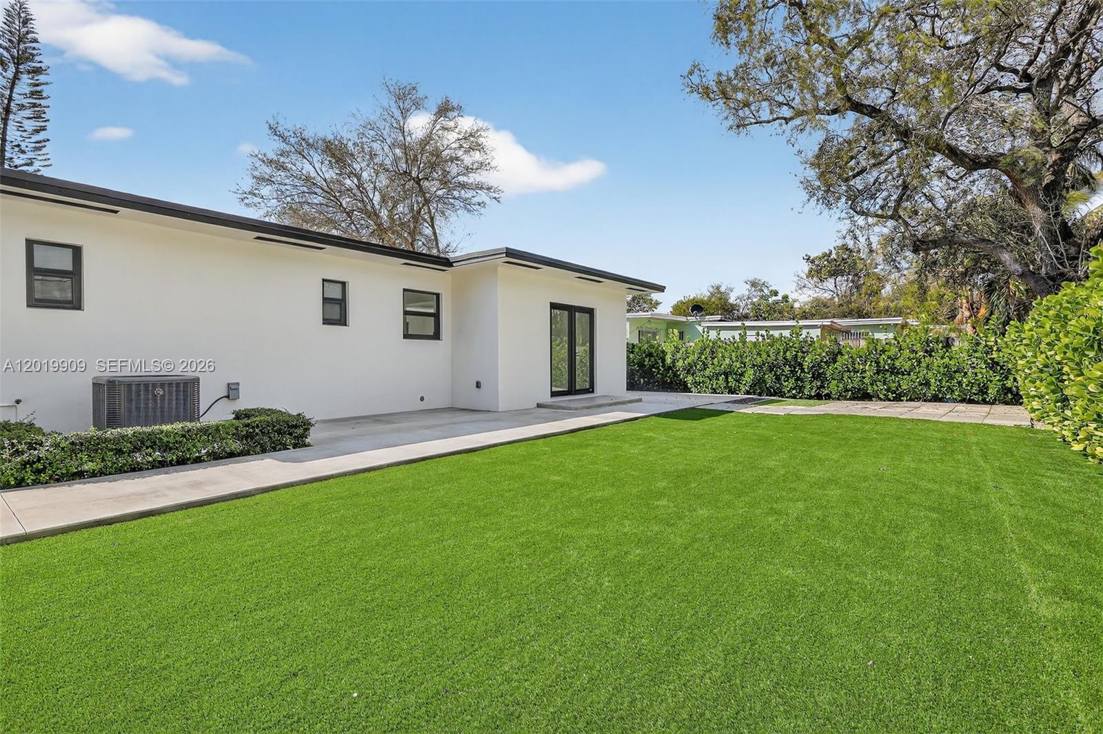 EDISON HEIGHTS SEC D - Residential
