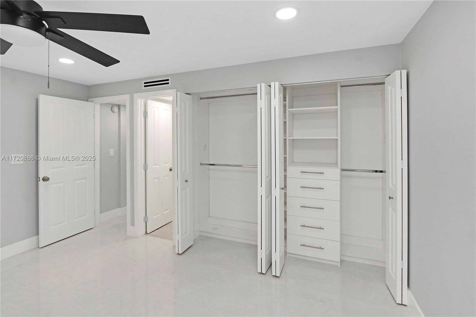 THE TERRACES CONDO PH II - Residential