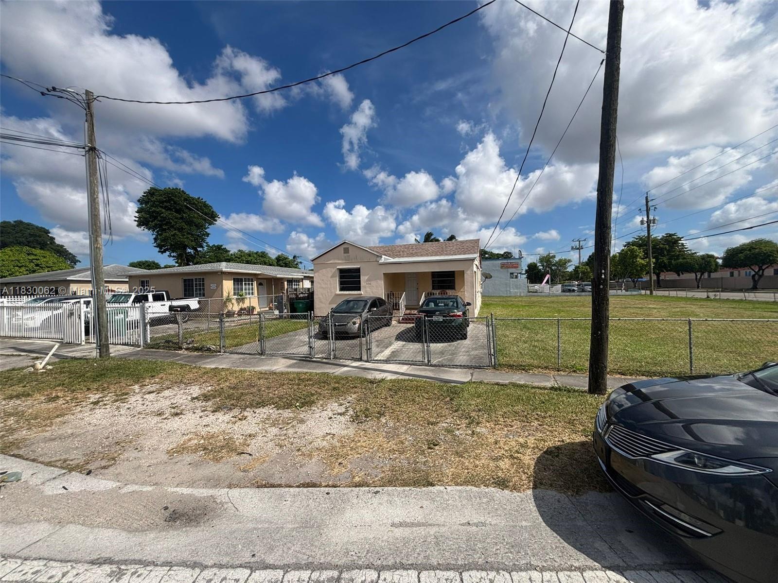 3186 NW 33rd St