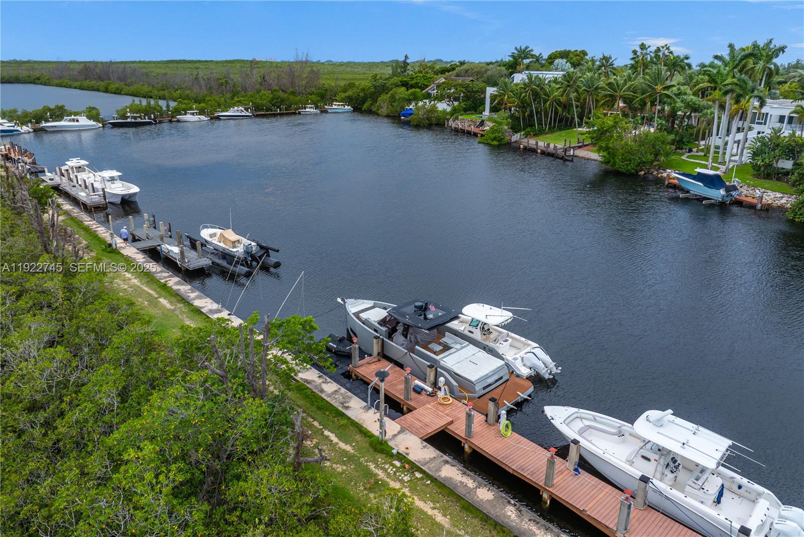 HAMMOCK OAKS HARBOR SEC 3 - Residential