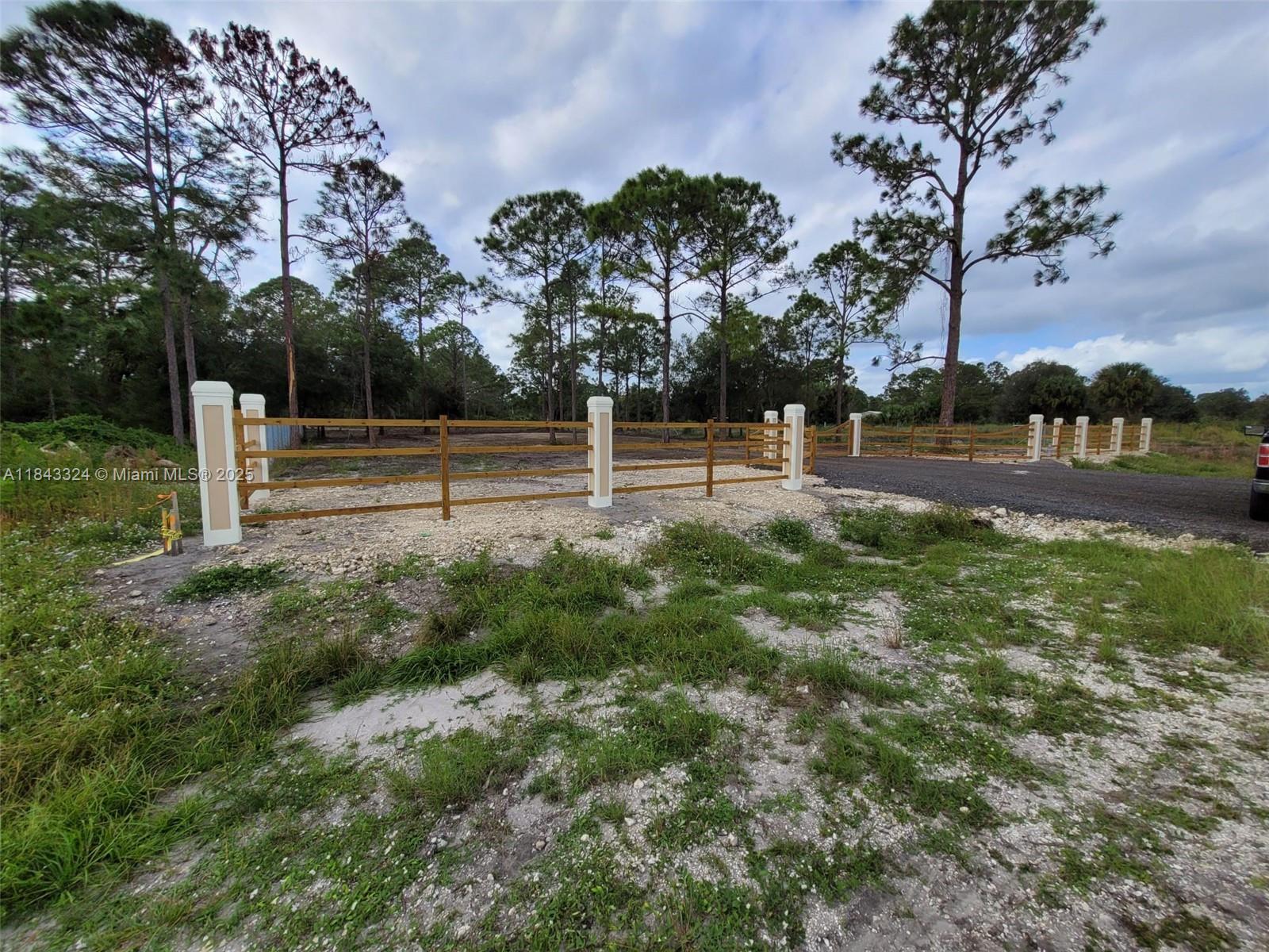 MONTURA RANCH UNREC SEC 3 - Land