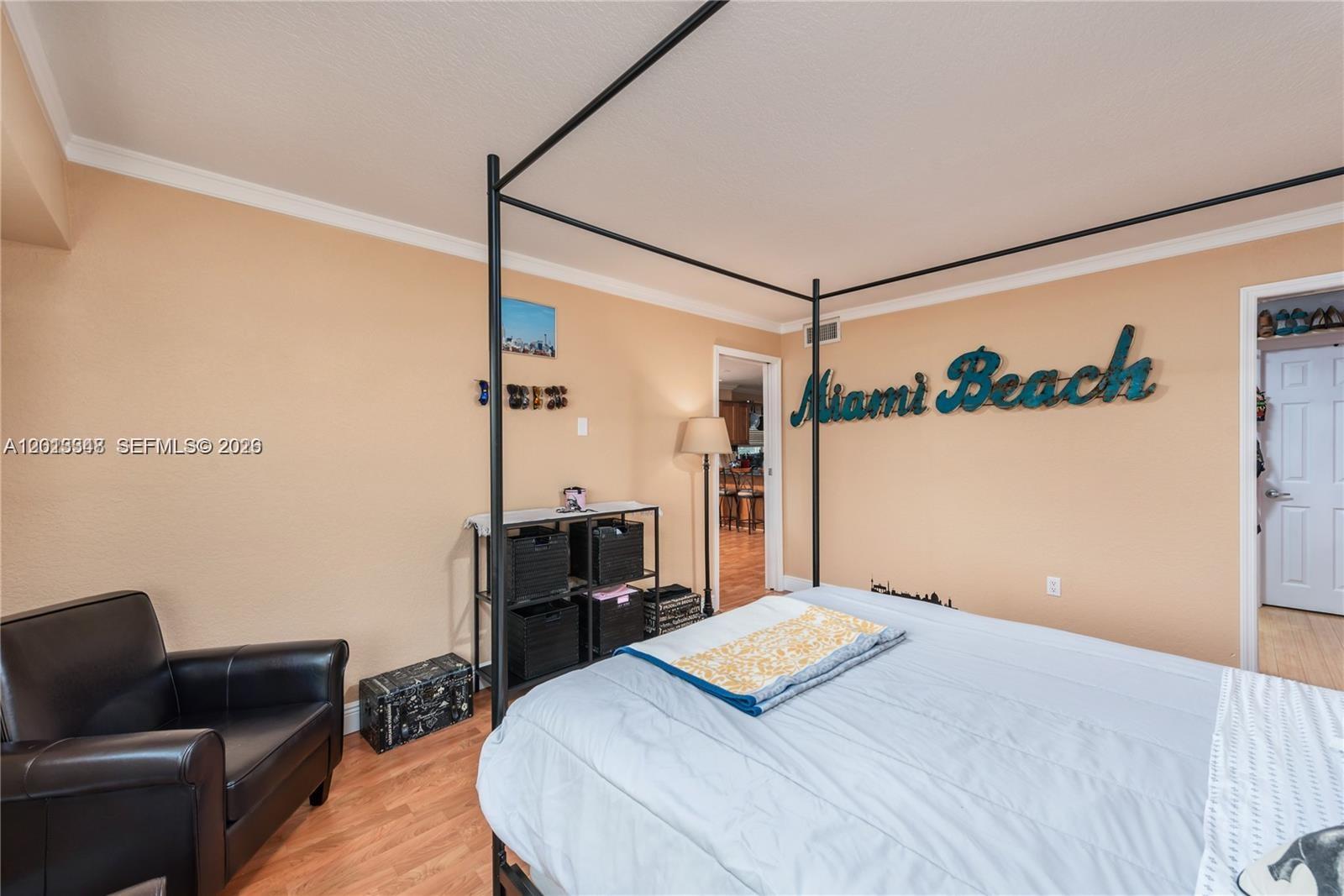 PARKVIEW HOUSE CONDO - Residential