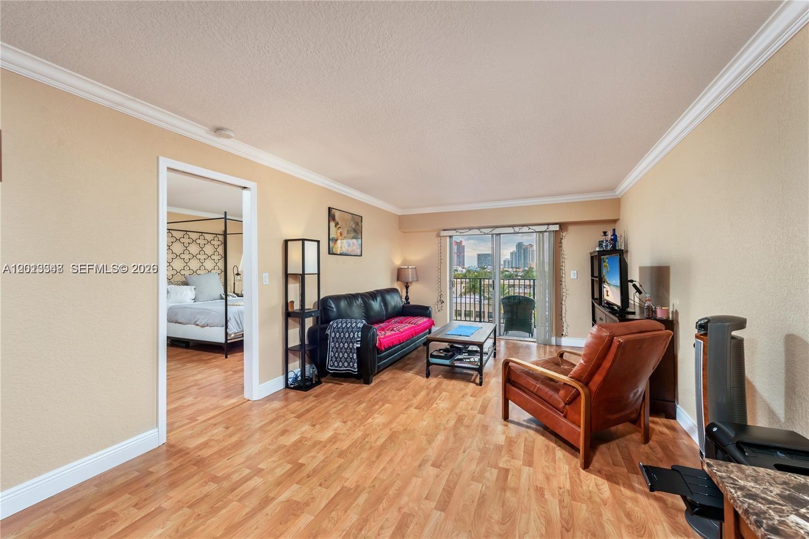 PARKVIEW HOUSE CONDO - Residential