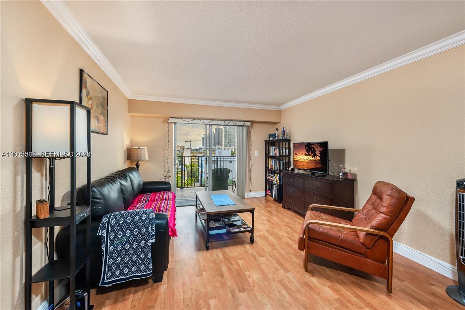 PARKVIEW HOUSE CONDO - Residential