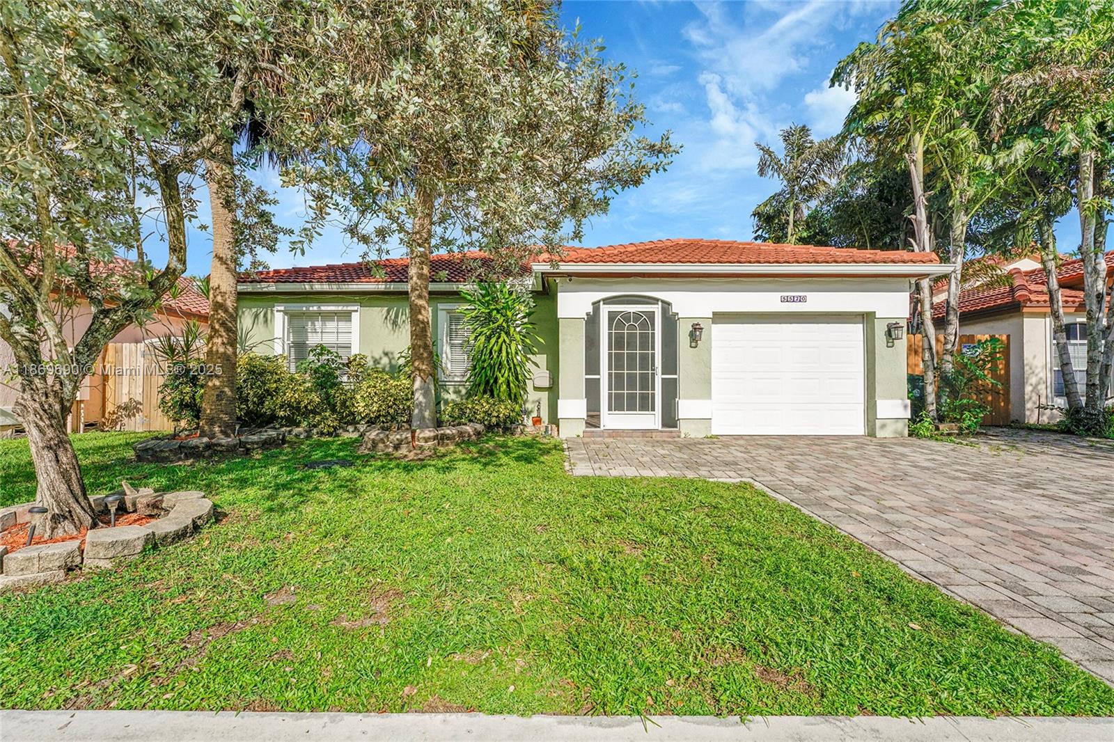 Cozy Home in Gated Cypress Lake Community! 3-bedroom, 2-bathroom. Home features a beautiful kitchen with granite countertops, fresh paint throughout, and your own private in-ground spa/Jacuzzi. Enjoy recent upgrades including a new tile roof, new AC, hurricane shutters, and a 500-gallon in-ground propane tank — giving you comfort and peace of mind.
Located in a quiet, gated community with great amenities like a pool, tennis courts, and top-rated schools nearby.
?? Amazing location — this home won’t last long! Schedule your showing today!