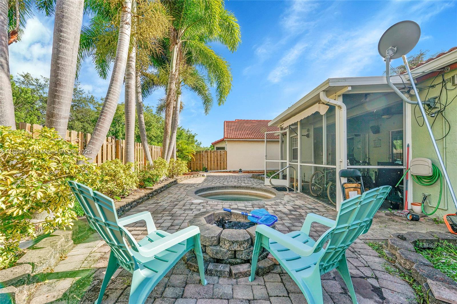 WINSTON PARK SECTION ONE - Residential