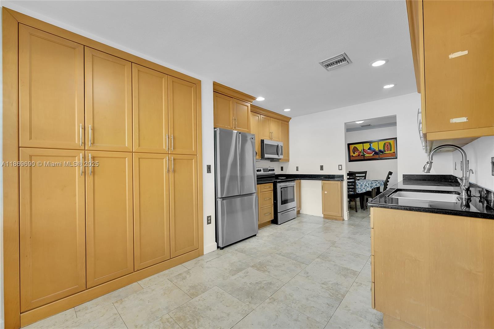 WINSTON PARK SECTION ONE - Residential