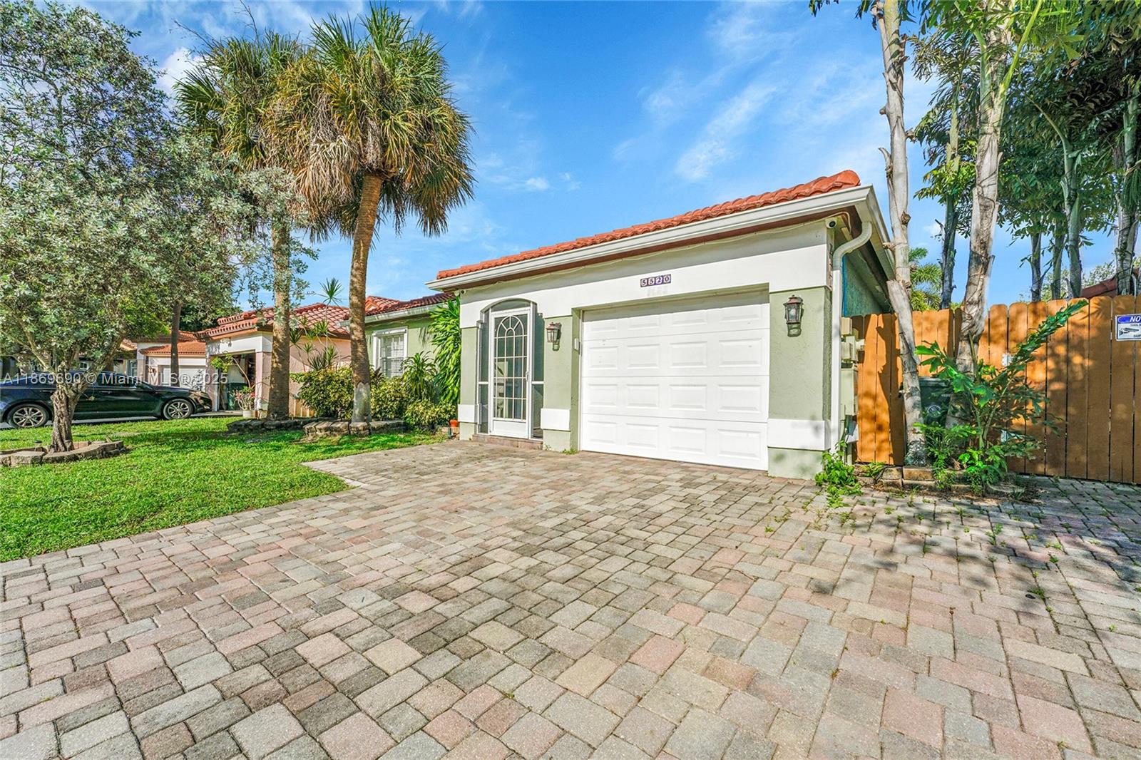 WINSTON PARK SECTION ONE - Residential