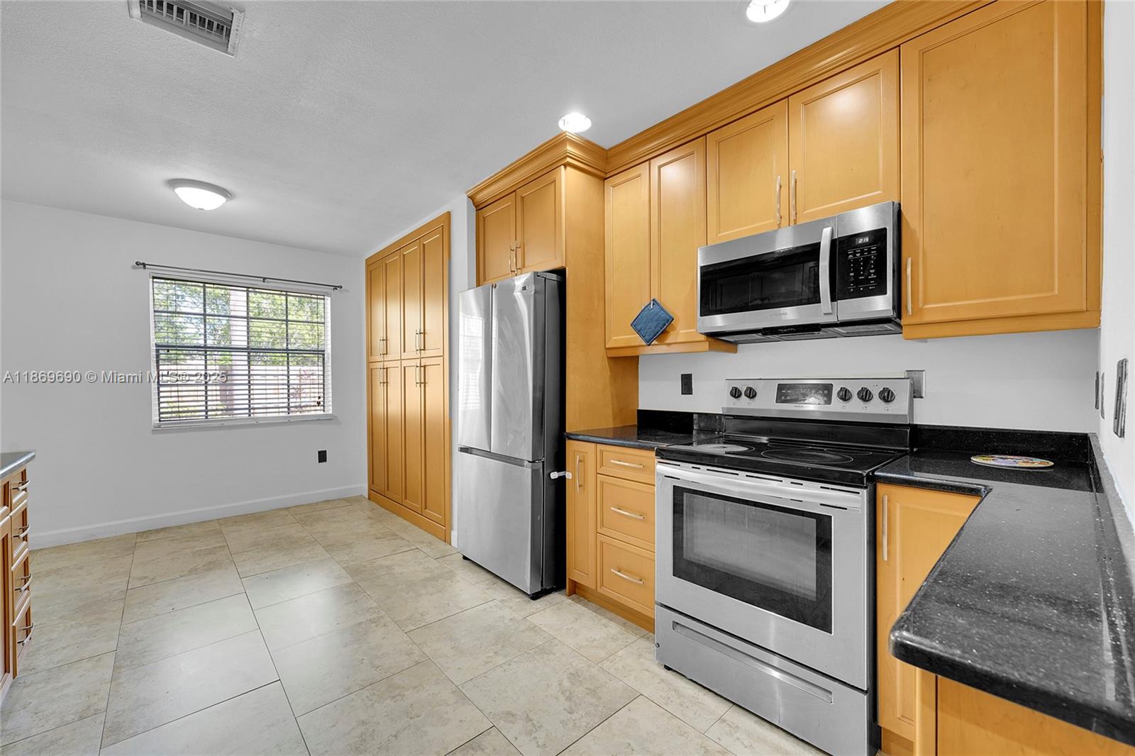 WINSTON PARK SECTION ONE - Residential