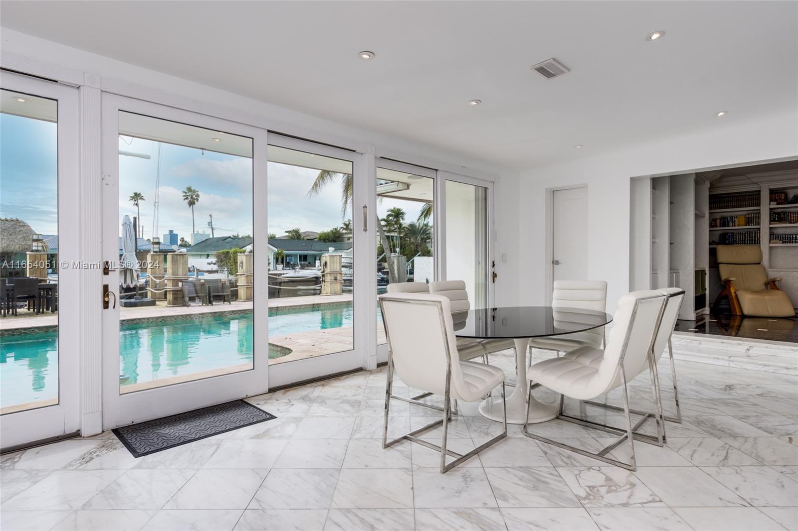 EASTERN SHORES 1ST ADDN - Residential