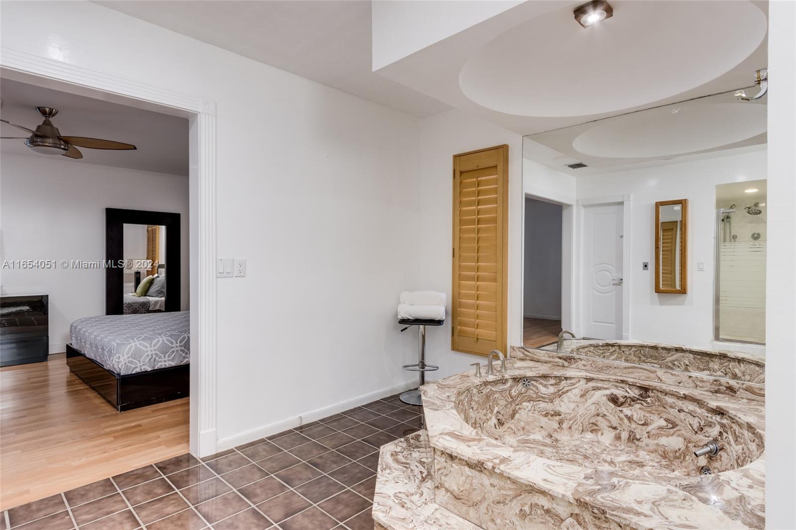 EASTERN SHORES 1ST ADDN - Residential