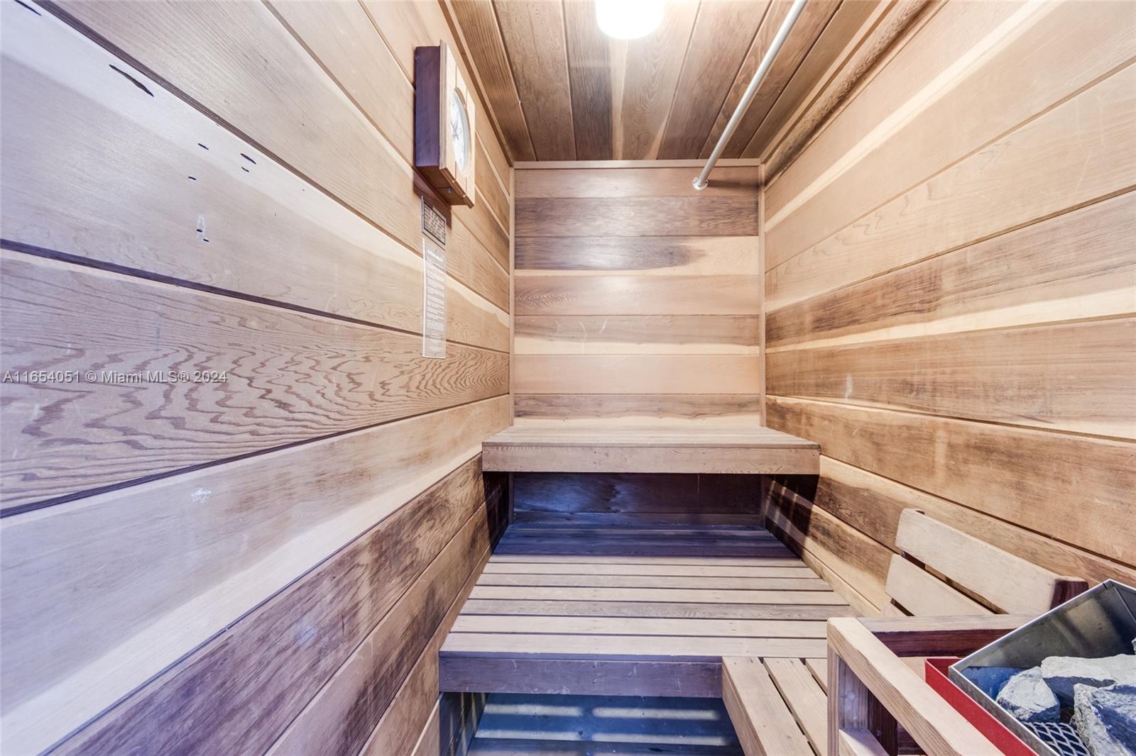 EASTERN SHORES 1ST ADDN - Residential