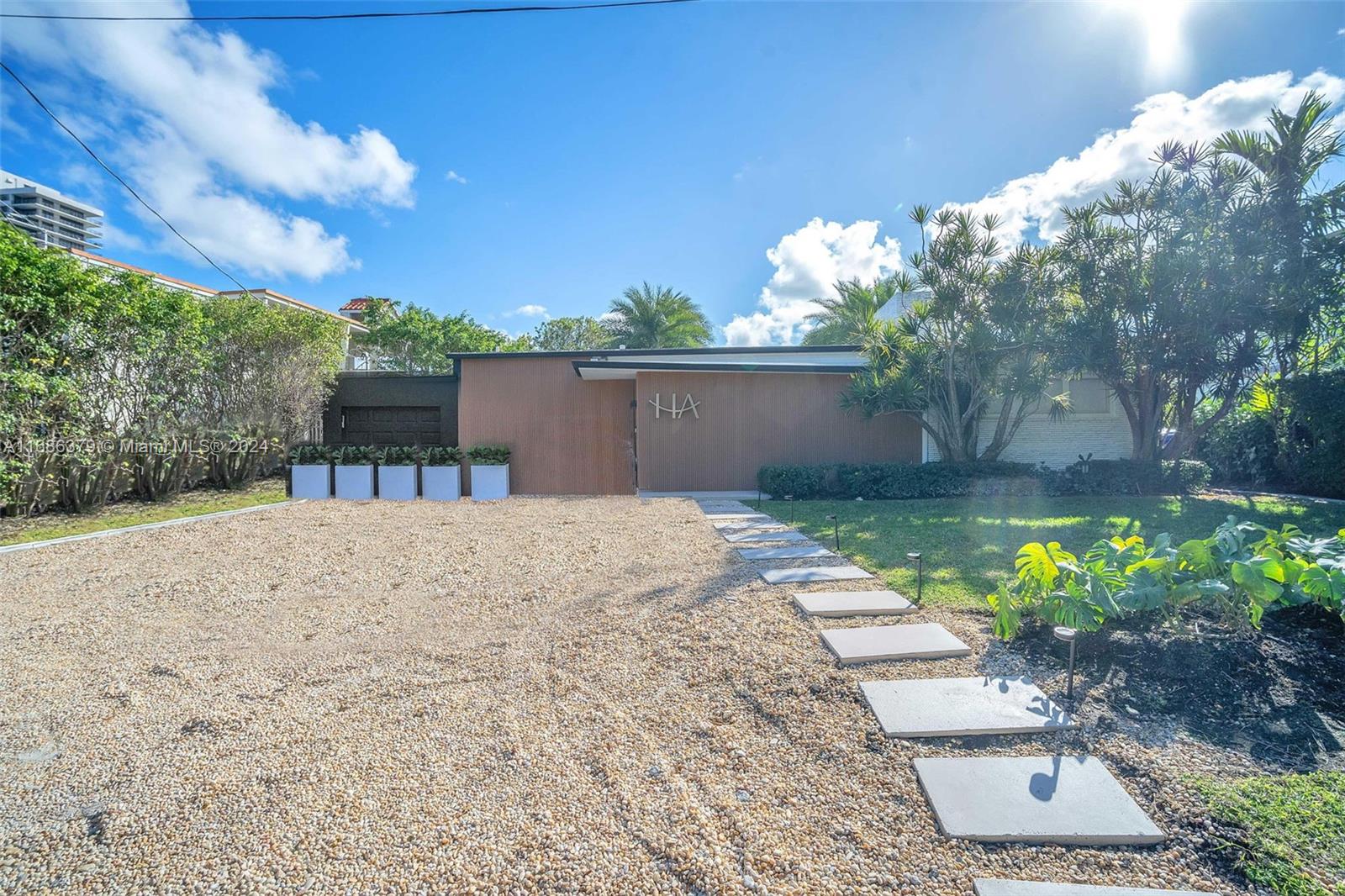 BISCAYNE ISL - Residential