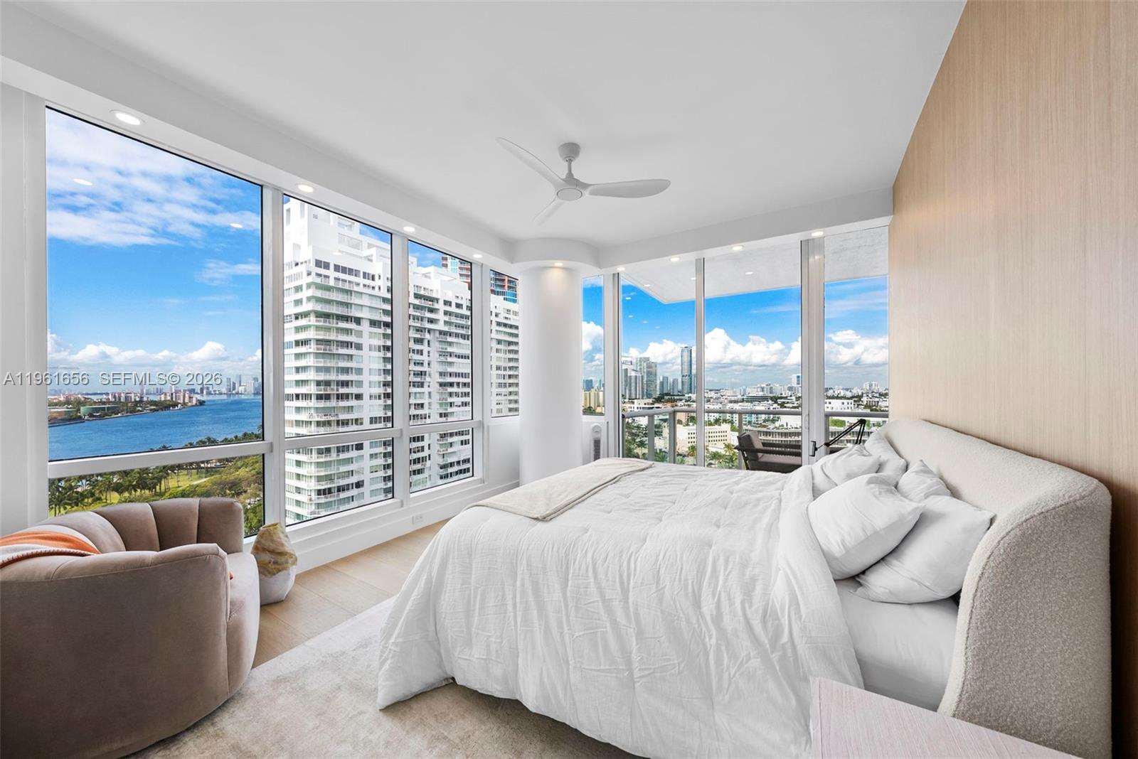 CONTINUUM ON SOUTH BEACH C - Residential