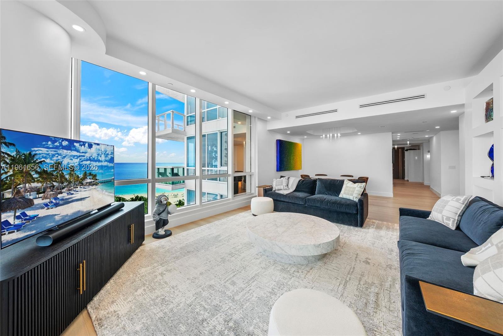 CONTINUUM ON SOUTH BEACH C - Residential