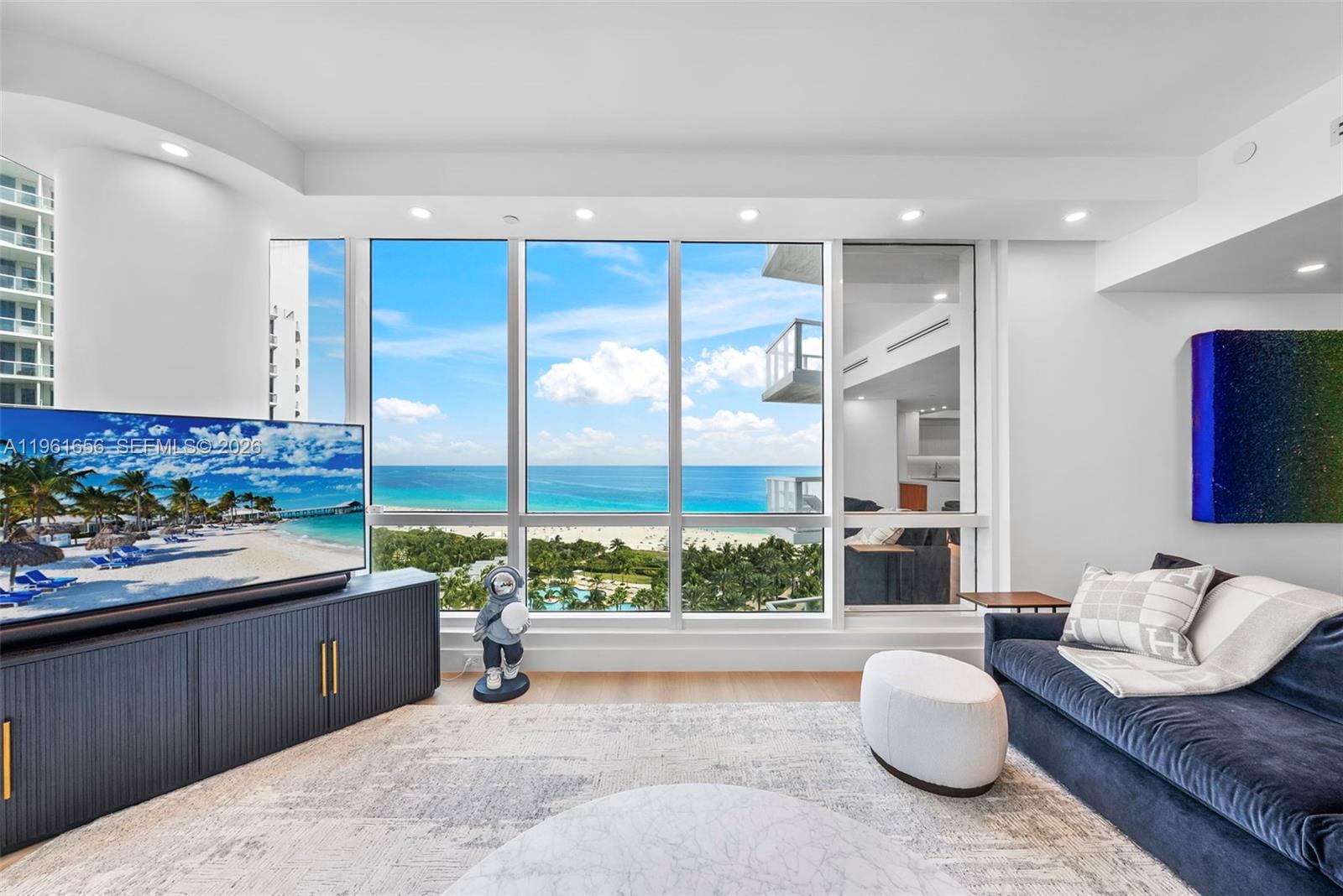 100 S Pointe Dr 1409/10