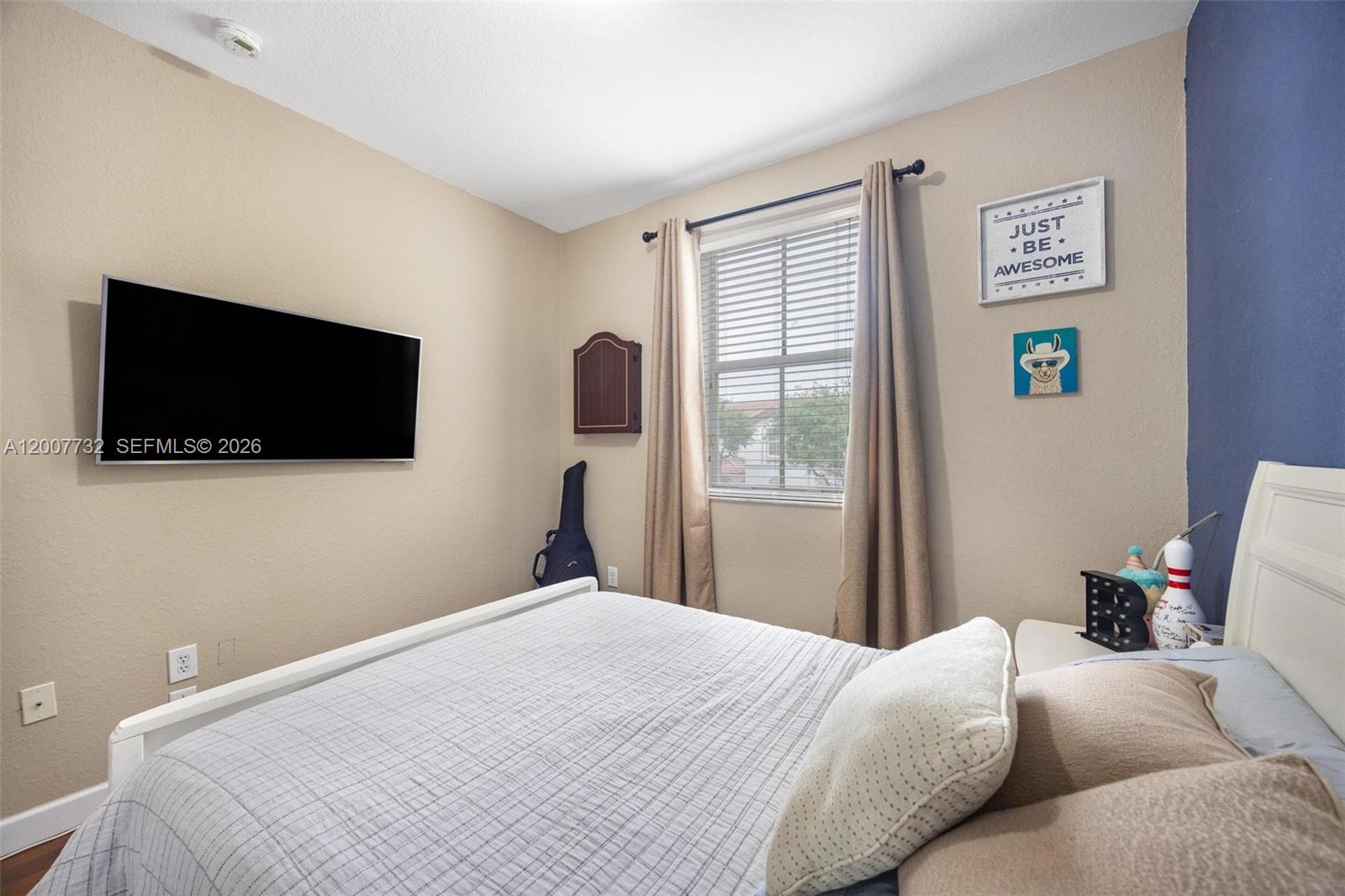 ISLANDS AT DORAL 1ST ADDN - Residential