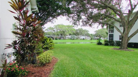 A home in Deerfield Beach